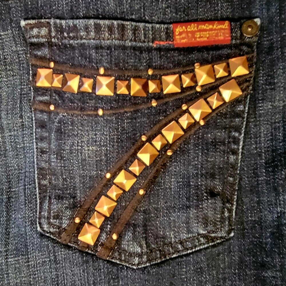 7 For All Mankind DOJO Dark Wash Flare Leg Jeans with Gold Studded Pockets Sz 30 - Picture 7 of 16